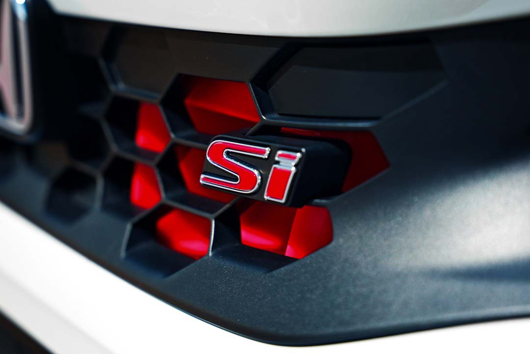 Close-up of fresh air duct channeling airflow to the airbox