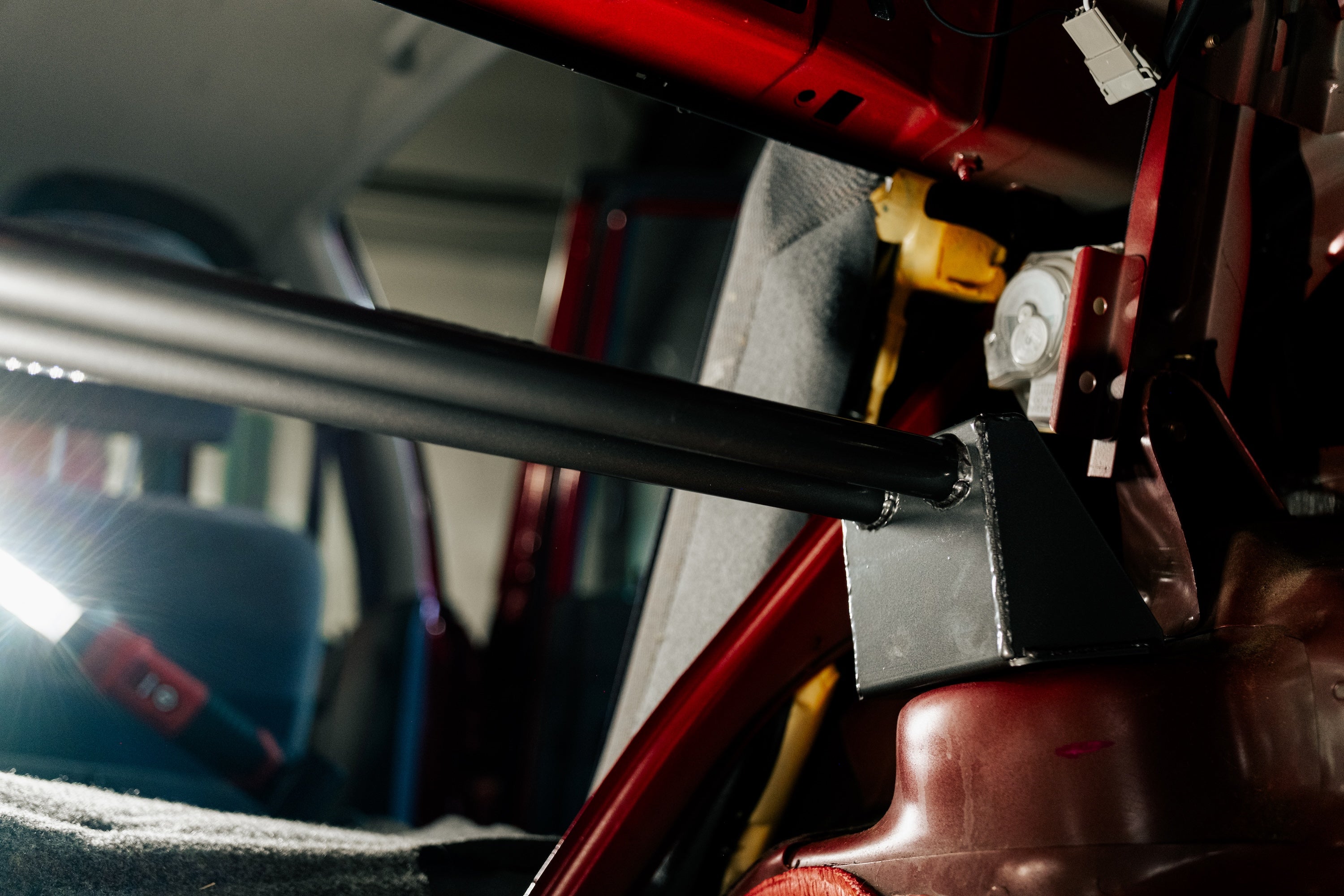 DC Sports Rear Strut Bar for 88-00 Civic, CRX, Del Sol / 94-01 Integra