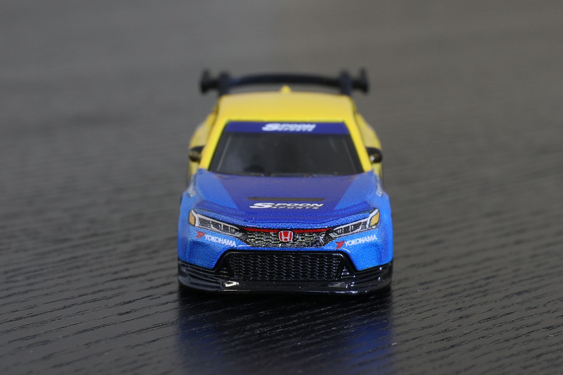 Hot Wheels Spoon Civic Type R FL5 Race Model Car