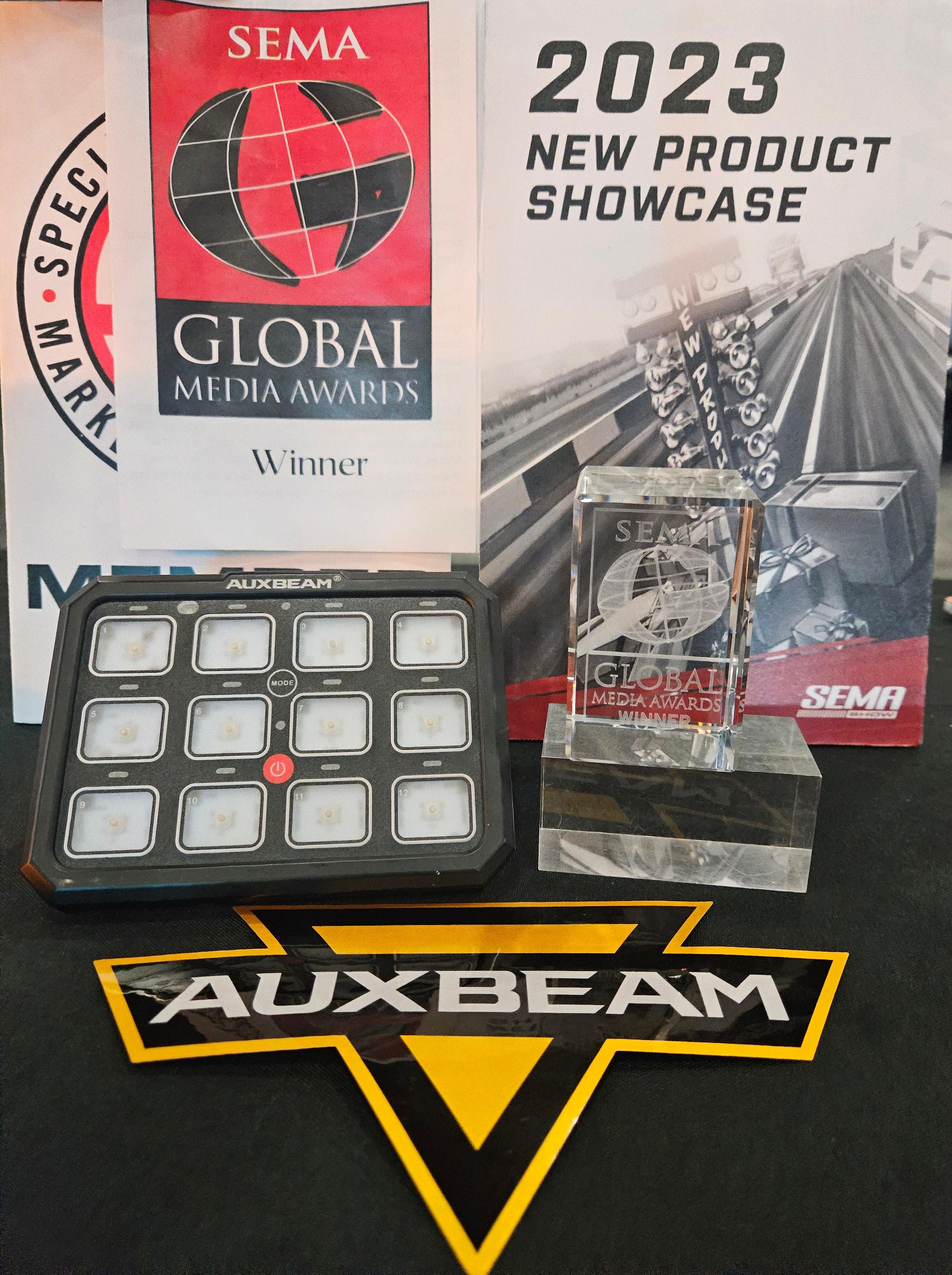 Auxbeam AC Series AC-1200 12-Gang RGB Switch Panel – App & Remote Control, Toggle/Momentary/Pulsed, One-Sided Outlet